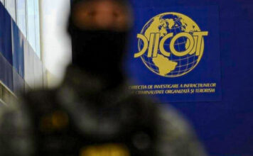 Zece persoane au fost arestate preventiv de DIICOT pentru trafic de droguri de mare risc, în urma a 18 percheziții din patru județe